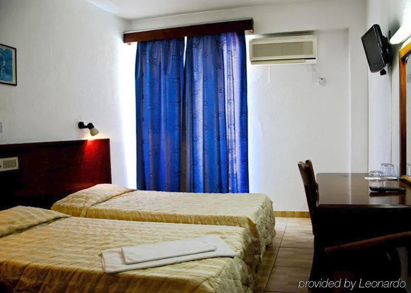 Hotel Best Western Plus Larco à Larnaca Extérieur photo