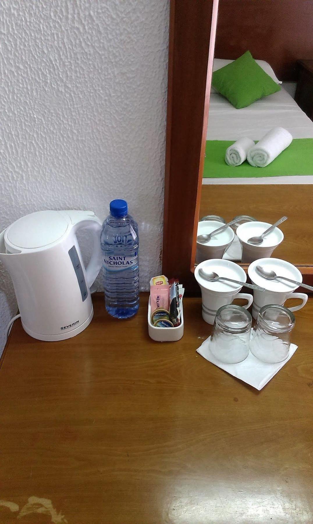 Hotel Best Western Plus Larco à Larnaca Extérieur photo