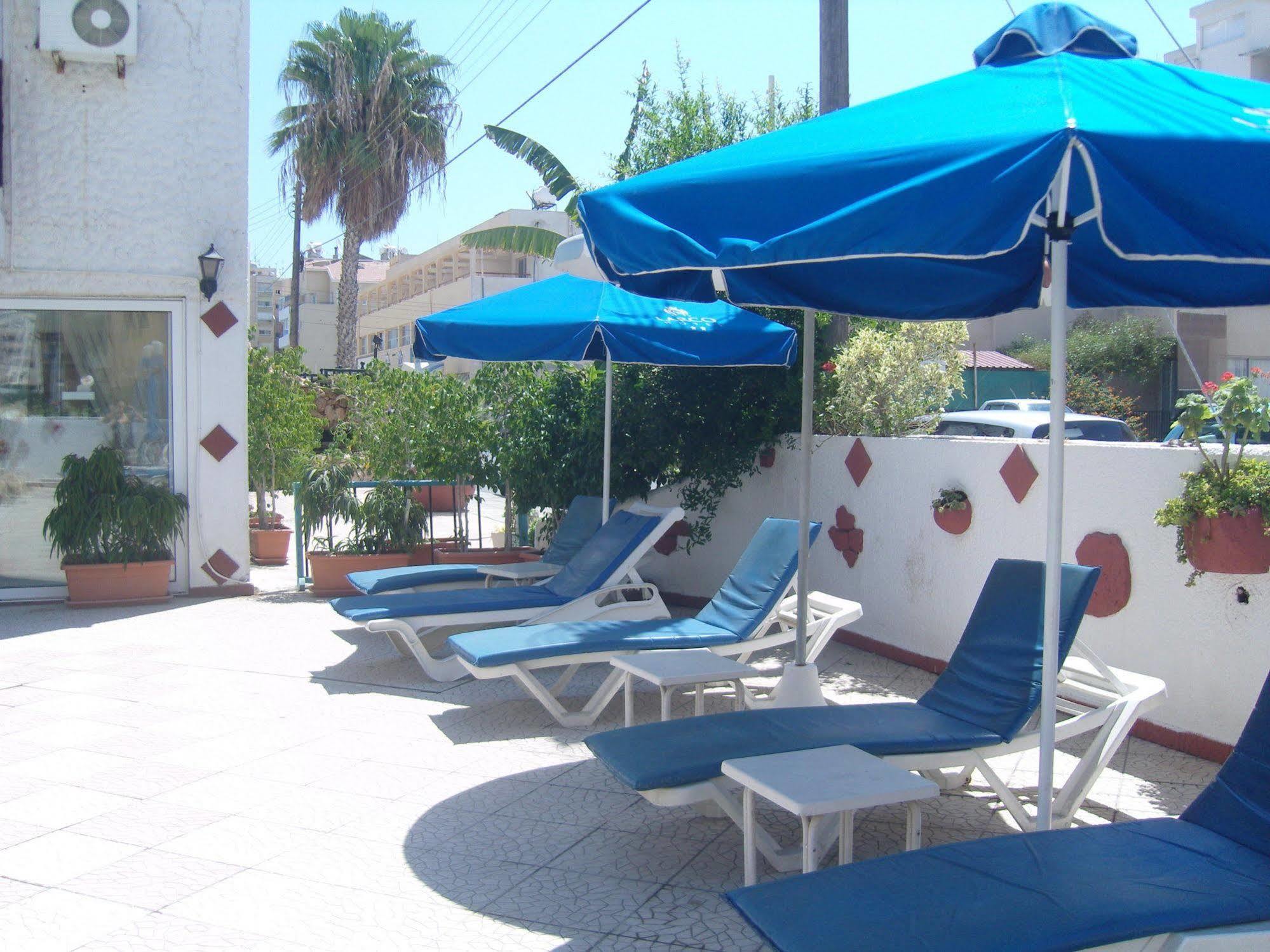 Hotel Best Western Plus Larco à Larnaca Extérieur photo
